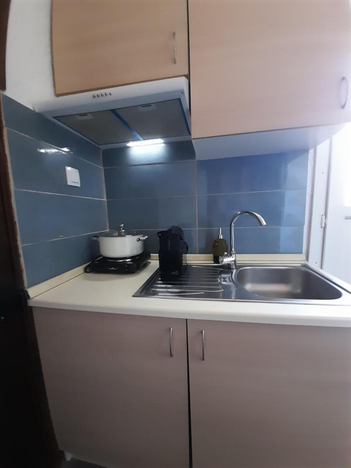Cortessa Apartments Никити Екстериор снимка